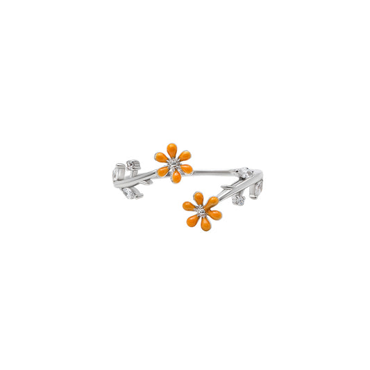 Silver Mini Marigold Petal Ring